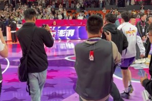 时隔40天复出！杰伦威：受伤这段时间，多少会觉得自己像局外人