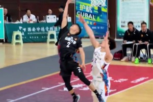 儿子变成了美少女，韦德的做法令人感动